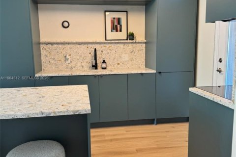 Condominio en alquiler en Miami Beach, Florida, 1 dormitorio, 65.03 m2 № 2029897 - foto 9