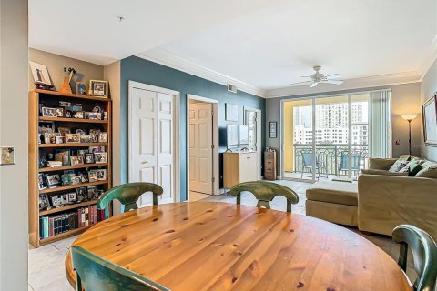 Condo in Tampa, Florida, 2 bedrooms  № 1436038 - photo 7
