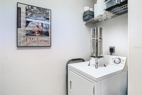 Condo in Tampa, Florida, 2 bedrooms  № 1436038 - photo 13