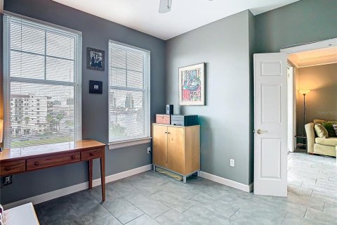 Condo in Tampa, Florida, 2 bedrooms  № 1436038 - photo 26