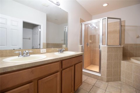 Touwnhouse à vendre à Tampa, Floride: 3 chambres, 140.56 m2 № 1904492 - photo 13
