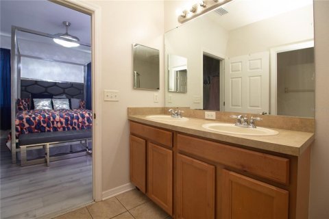 Touwnhouse à vendre à Tampa, Floride: 3 chambres, 140.56 m2 № 1904492 - photo 11