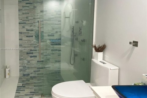 Condo in Hallandale Beach, Florida, 1 bedroom  № 1731949 - photo 6