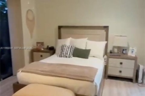 Condo in Boca Raton, Florida, 2 bedrooms № 2030957 - photo 2