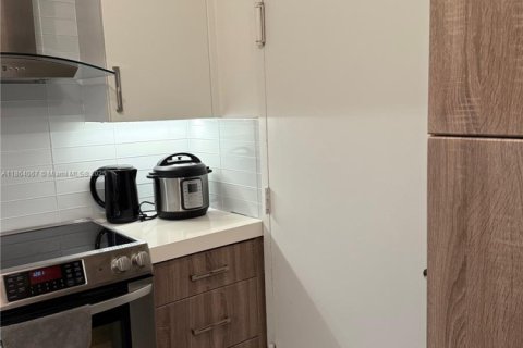 Copropriété à vendre à Miami Beach, Floride: 2 chambres, 133.97 m2 № 1891154 - photo 14