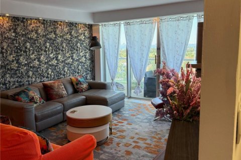 Copropriété à vendre à Miami Beach, Floride: 2 chambres, 133.97 m2 № 1891154 - photo 24