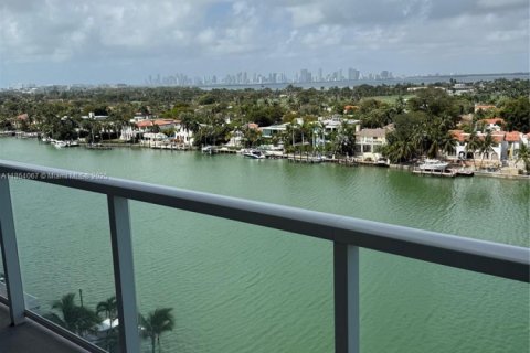 Copropriété à vendre à Miami Beach, Floride: 2 chambres, 133.97 m2 № 1891154 - photo 2