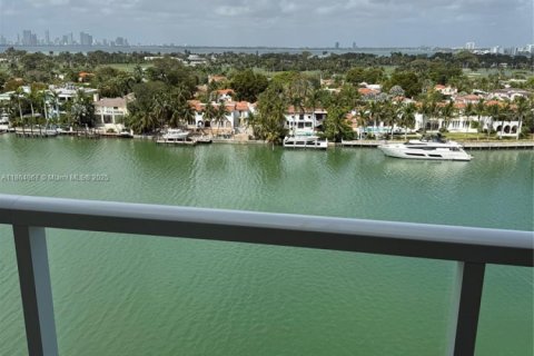 Copropriété à vendre à Miami Beach, Floride: 2 chambres, 133.97 m2 № 1891154 - photo 1