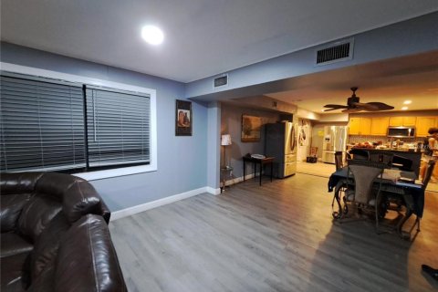 Villa ou maison à vendre à Plant City, Floride: 5 chambres, 253.99 m2 № 2143505 - photo 19