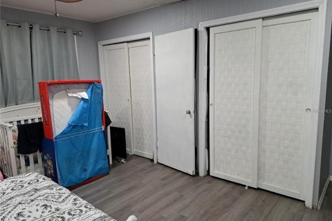 Villa ou maison à vendre à Plant City, Floride: 5 chambres, 253.99 m2 № 2143505 - photo 8
