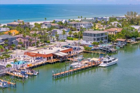 Casa en venta en Saint Pete Beach, Florida, 3 dormitorios, 178.28 m2 № 1906535 - foto 25