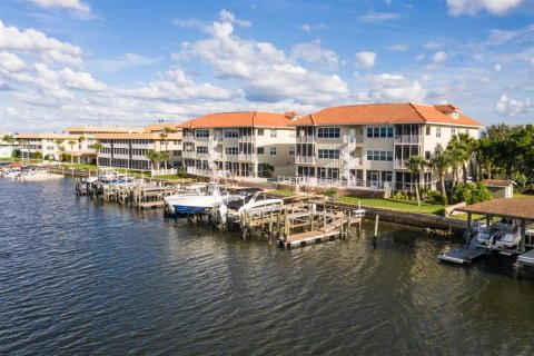 Copropriété à louer à New Smyrna Beach, Floride: 3 chambres, 222.97 m2 № 1534673 - photo 5