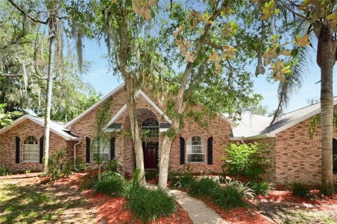 House in Port Orange, Florida 4 bedrooms, 294.78 sq.m. № 1736257 - photo 2