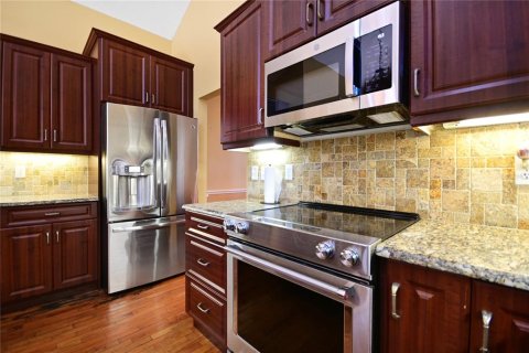 House in Port Orange, Florida 4 bedrooms, 294.78 sq.m. № 1736257 - photo 16
