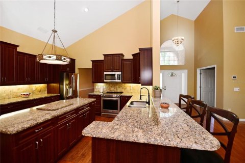 House in Port Orange, Florida 4 bedrooms, 294.78 sq.m. № 1736257 - photo 15