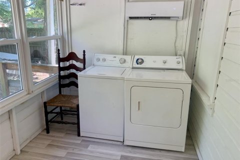 Casa en venta en Zephyrhills, Florida, 2 dormitorios, 61.32 m2 № 2258429 - foto 26