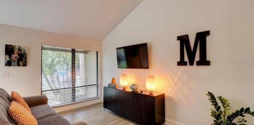 Casa en Fort Myers, Florida 2 dormitorios, 114.46 m2 № 1918321