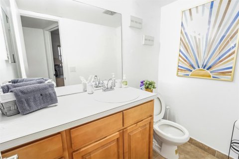 Купить кондоминиум в Маргит, Флорида 4 комнаты, 73.39м2, № 2083561 - фото 19