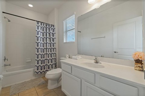 House in Kissimmee, Florida 5 bedrooms, 282.61 sq.m. № 1409629 - photo 23