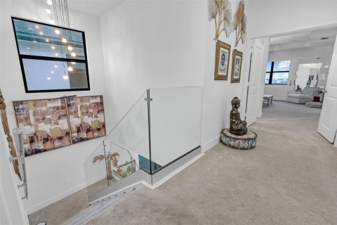 House in Miramar, Florida 5 bedrooms, 314.1 sq.m. № 2003070 - photo 19