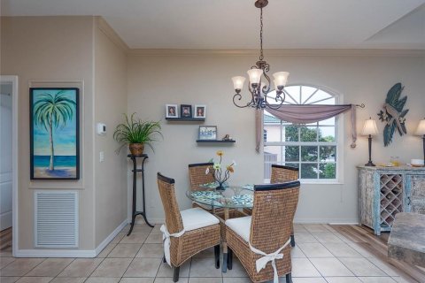 Condo in Venice, Florida, 2 bedrooms  № 2356476 - photo 6