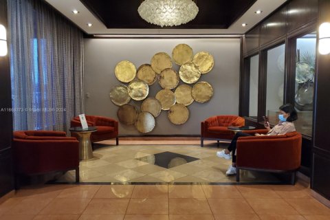 Condo in Miami, Florida, 1 bedroom  № 1868028 - photo 22