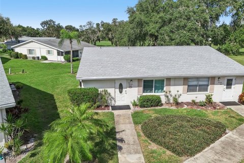Condominio en venta en Sun City Center, Florida, 2 dormitorios, 89.19 m2 № 1917588 - foto 1