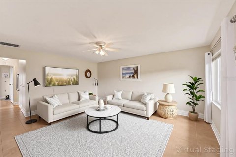 Condominio en venta en Sun City Center, Florida, 2 dormitorios, 89.19 m2 № 1917588 - foto 4