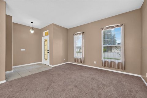 House in Oakland, Florida 4 bedrooms, 230.96 sq.m. № 2225079 - photo 7