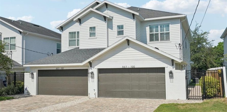Adosado en Tampa, Florida 3 dormitorios, 191.94 m2 № 1833488