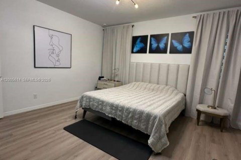 House in Saint Cloud, Florida 3 bedrooms № 2069550 - photo 14