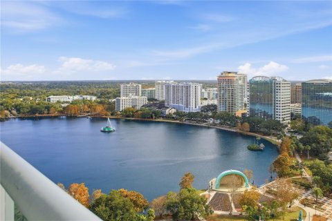 Condo in Orlando, Florida, 3 bedrooms  № 2395532