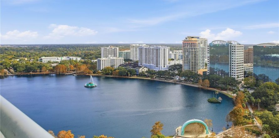 Condo in Orlando, Florida, 3 bedrooms  № 2395532