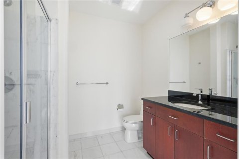 Condo in Orlando, Florida, 3 bedrooms  № 2395532 - photo 30