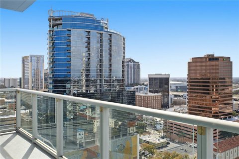 Condo in Orlando, Florida, 3 bedrooms  № 2395532 - photo 6