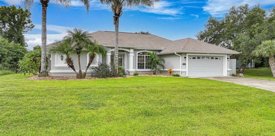 Villa ou maison à North Port, Floride 3 chambres, 195.19 m2 № 1918055