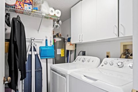 Condo in Delray Beach, Florida, 2 bedrooms  № 2081613 - photo 28