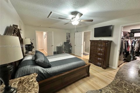 Villa ou maison à vendre à Ocala, Floride: 4 chambres № 2004571 - photo 20