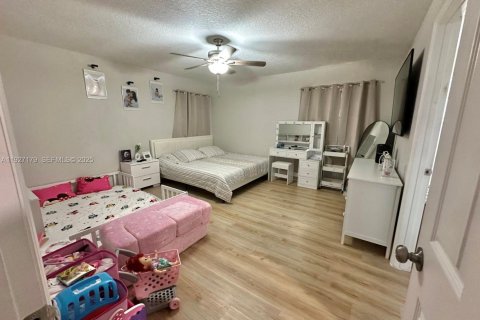 Villa ou maison à vendre à Ocala, Floride: 4 chambres № 2004571 - photo 22