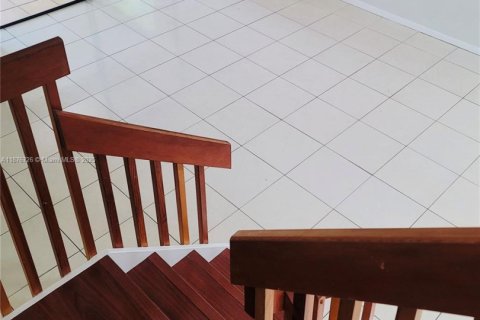 Adosado en alquiler en Pembroke Pines, Florida, 2 dormitorios, 105.35 m2 № 1928074 - foto 8