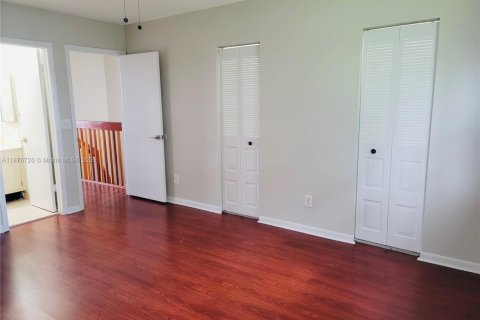 Touwnhouse à louer à Pembroke Pines, Floride: 2 chambres, 105.35 m2 № 1928074 - photo 13