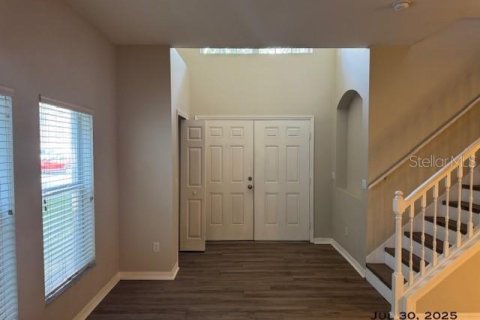 House in Orlando, Florida 5 bedrooms, 248.33 sq.m. № 1910685 - photo 3