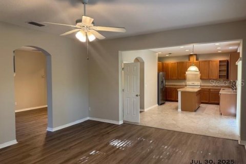 House in Orlando, Florida 5 bedrooms, 248.33 sq.m. № 1910685 - photo 8