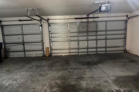 House in Orlando, Florida 5 bedrooms, 248.33 sq.m. № 1910685 - photo 21