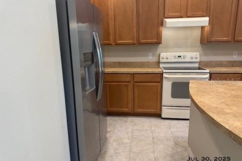 House in Orlando, Florida 5 bedrooms, 248.33 sq.m. № 1910685 - photo 13