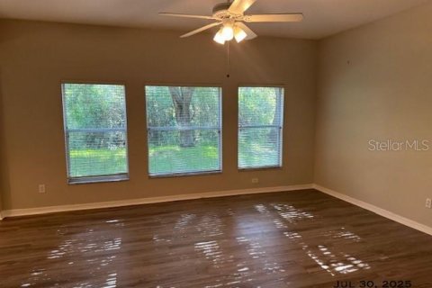 House in Orlando, Florida 5 bedrooms, 248.33 sq.m. № 1910685 - photo 7