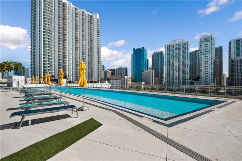 Condominio en venta en Miami, Florida, 3 dormitorios, 143.44 m2 № 2186297 - foto 24