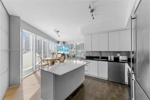 Condominio en venta en Miami, Florida, 3 dormitorios, 143.44 m2 № 2186297 - foto 4
