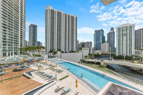 Condominio en venta en Miami, Florida, 3 dormitorios, 143.44 m2 № 2186297 - foto 23