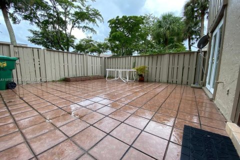 Touwnhouse à vendre à Lauderhill, Floride: 2 chambres, 87.33 m2 № 1882563 - photo 17